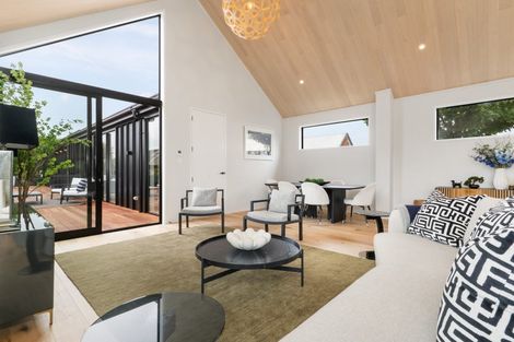 Photo of property in 59 Main Road, Redcliffs, Christchurch, 8081