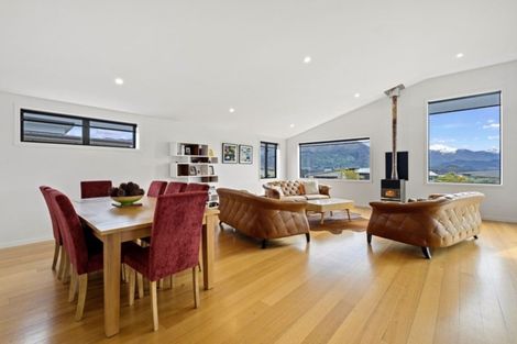 Photo of property in 20 Infinity Drive, Wanaka, 9305