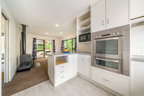 Photo of property in 14 Westhaven Drive, Tawa, Wellington, 5028