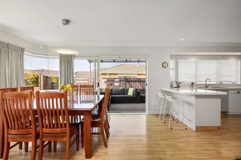 Photo of property in 10 Highgrove Place, Bethlehem, Tauranga, 3110