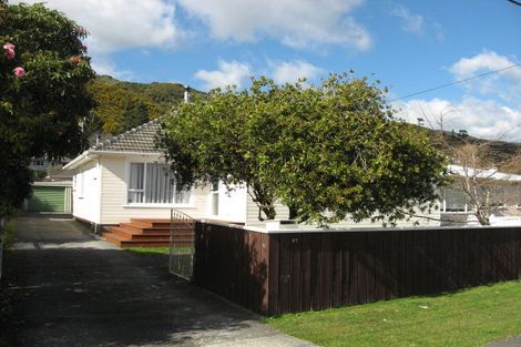 Photo of property in 67 Peel Place, Wainuiomata, Lower Hutt, 5014
