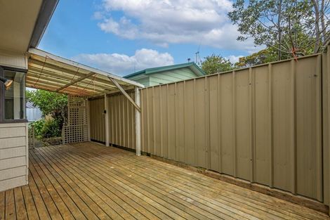 Photo of property in 21 Dahlstrom Grove, Kelvin Grove, Palmerston North, 4414