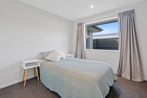 Photo of property in 76 Stationmasters Way, Prebbleton, 7604