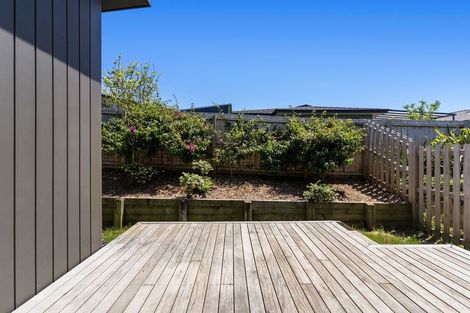 Photo of property in 13 Patrick Rice Drive, Swanson, Auckland, 0614