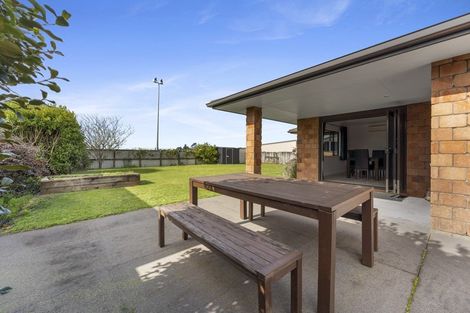 Photo of property in 30 Montague Grove, Stratford, 4332