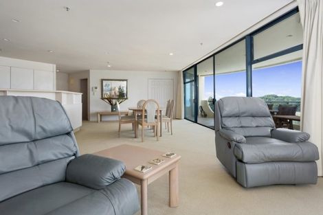 Photo of property in 2 Maunganui Road, Mount Maunganui, 3116