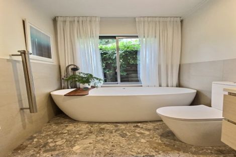 Photo of property in 37 Kawerau Avenue, Devonport, Auckland, 0624