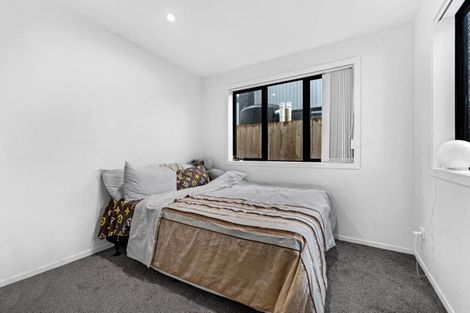 Photo of property in 10d Benton Place, Manurewa, Auckland, 2102