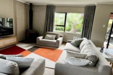 Photo of property in 5 Kokako Place, Taradale, Napier, 4112