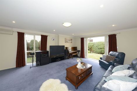 Photo of property in 80b Hinau Street, Riccarton, Christchurch, 8041