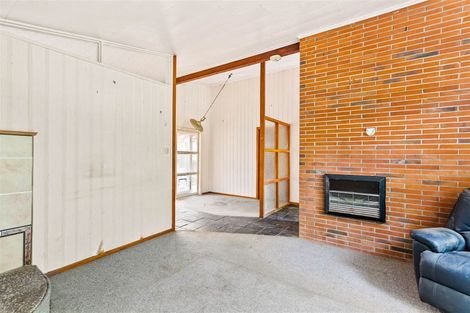 Photo of property in 11 Autumn Avenue, Glen Eden, Auckland, 0602
