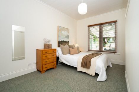 Photo of property in 119 Chaucer Road, Hospital Hill, Napier, 4110