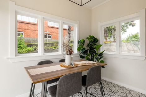 Photo of property in 17 Hinau Street, Maeroa, Hamilton, 3200