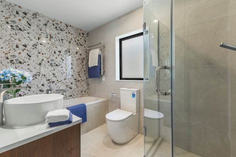 Photo of property in 16 Kapeta Lane, Karaka, 2113