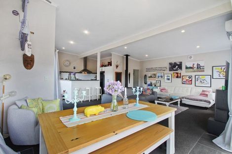 Photo of property in 9 Keven Road, Clarks Beach, Pukekohe, 2679