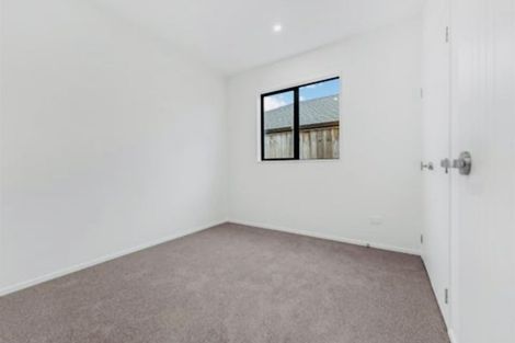 Photo of property in 11 Cronshaw Road, Karaka, Papakura, 2113