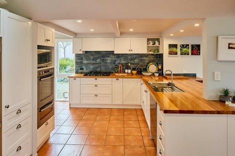 Photo of property in 59 Rama Crescent, Khandallah, Wellington, 6035