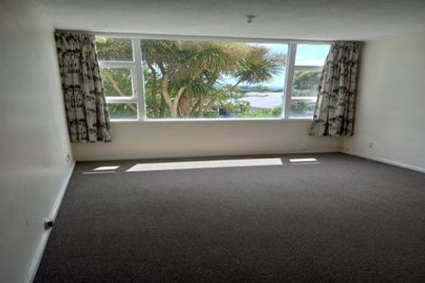 Photo of property in 19 Barber Grove, Moera, Lower Hutt, 5010