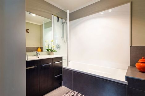 Photo of property in 29 Station Street, Hobsonville, Auckland, 0616