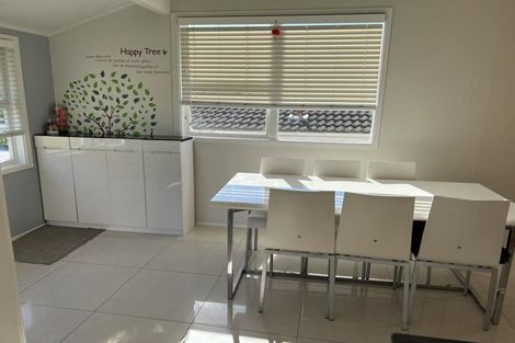 Photo of property in 11 Velma Road, Hillcrest, Auckland, 0627