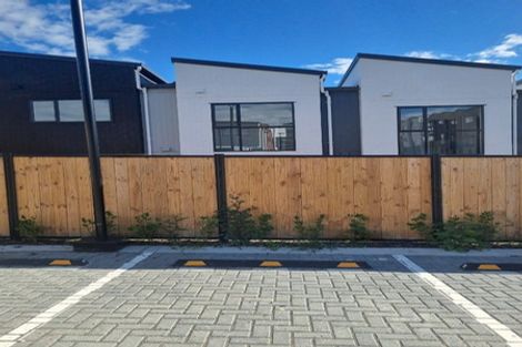 Photo of property in 44 Raupeti Lane, Henderson, Auckland, 0612