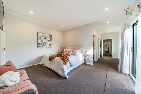 Photo of property in 8 Collingwood Street, Waterloo, Lower Hutt, 5011