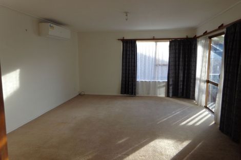 Photo of property in 18 Pomaria Road, Henderson, Auckland, 0610