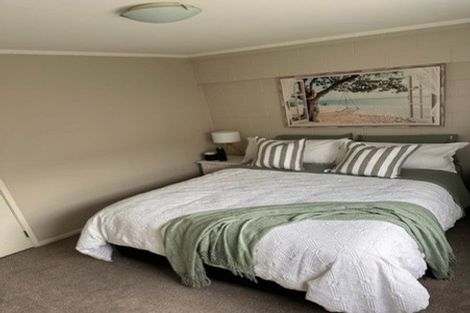 Photo of property in 4 Four Trees, Cockle Bay, Auckland, 2014