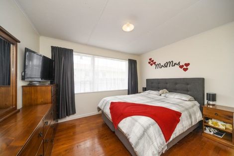 Photo of property in 37 Karamea Crescent, Kelvin Grove, Palmerston North, 4414