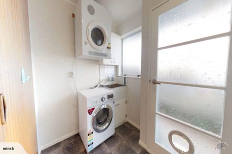 Photo of property in 41 Fitzpatrick Street, Newlands, Wellington, 6037