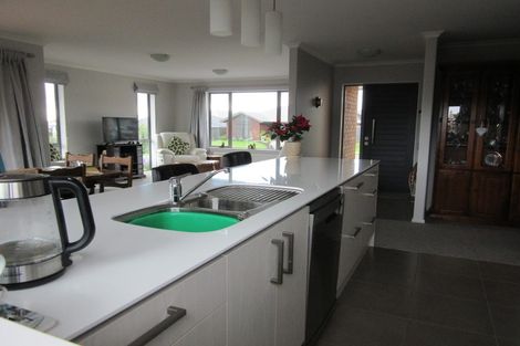 Photo of property in 12 Pine Crest Drive, Richmond, 7020