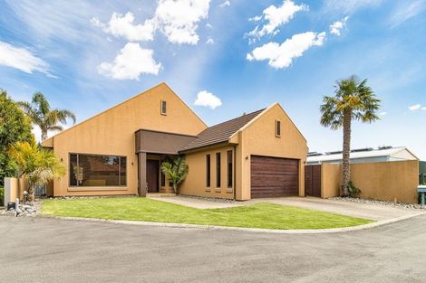 Photo of property in 25a Hetley Crescent, Taradale, Napier, 4112