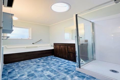 Photo of property in 66b Ray Small Drive, Pahurehure, Papakura, 2113