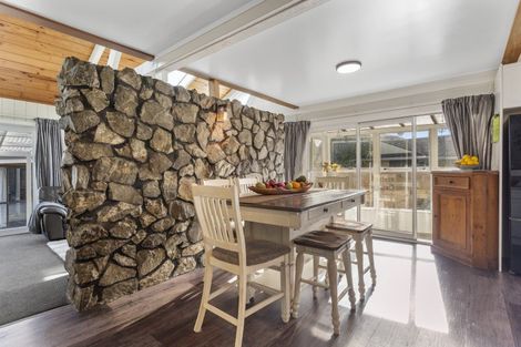 Photo of property in 3 Alexander Street, Waikanae, 5036