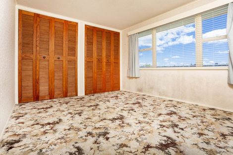 Photo of property in 38 Blakeborough Drive, Forrest Hill, Auckland, 0620