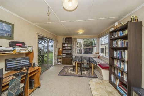Photo of property in 172 Glover Road, Hawera, 4610