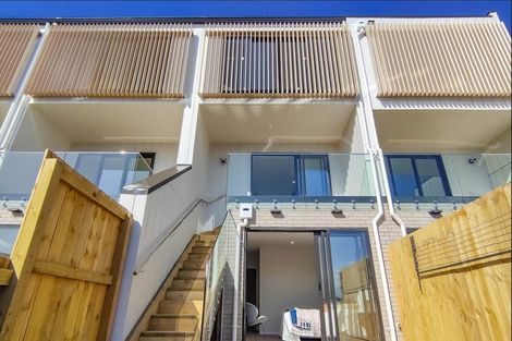 Photo of property in 7 Ngaru Way, Orewa, 0931