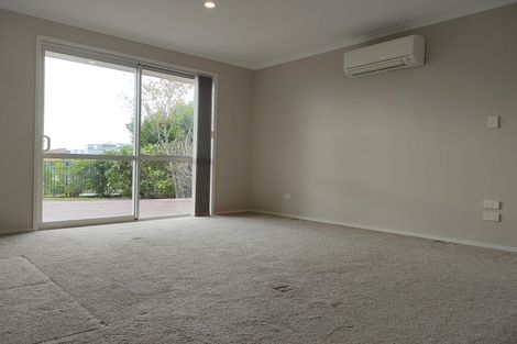 Photo of property in 4 Alloway Street, Westgate, Auckland, 0614
