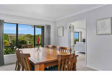 Photo of property in 77 Harvey Street, Waipahihi, Taupo, 3330