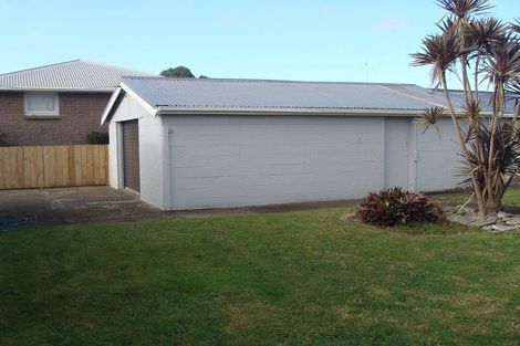Photo of property in 25 Battiscombe Terrace, Waitara, 4320