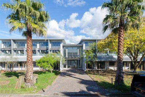 Photo of property in 3b/30 Westward Ho, Glen Eden, Auckland, 0602