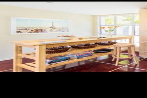 Photo of property in 306u2 Evans Bay Parade, Hataitai, Wellington, 6021
