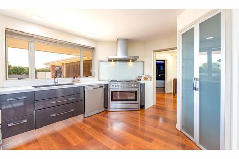 Photo of property in 49 Orlando Crescent, Waimairi Beach, Christchurch, 8083