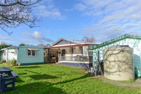 Photo of property in 2078 State Highway 2, Waipukurau, 4285