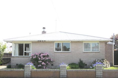 Photo of property in 15 Norrie Street, Redwood, Christchurch, 8051