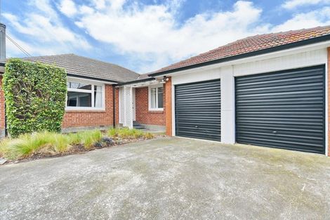 Photo of property in 2/21 Dunedin Street, Redwood, Christchurch, 8051