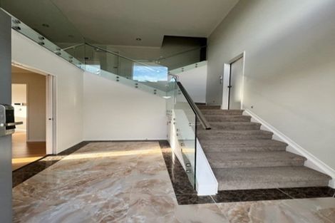 Photo of property in 10 Bridget Court, Red Beach, 0932