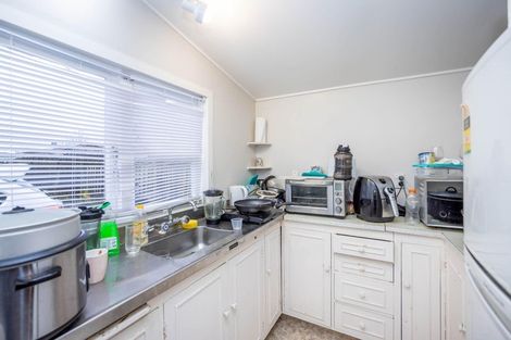 Photo of property in 168 Old Farm Road, Hamilton East, Hamilton, 3216