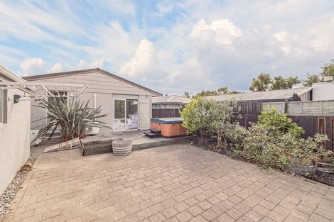 Photo of property in 26 Larnach Street, Waimairi Beach, Christchurch, 8083