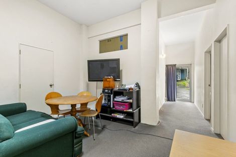 Photo of property in 1/27 Drummond Street, Mount Cook, Wellington, 6021